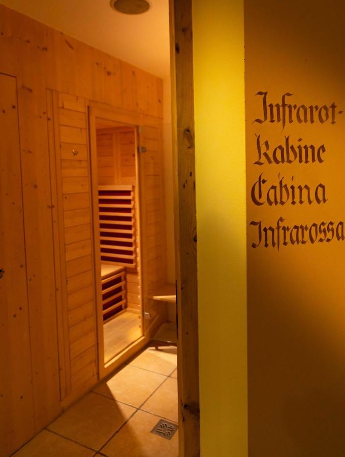Hotel Martinerhof San Lorenzo di Sebato Bagian luar foto