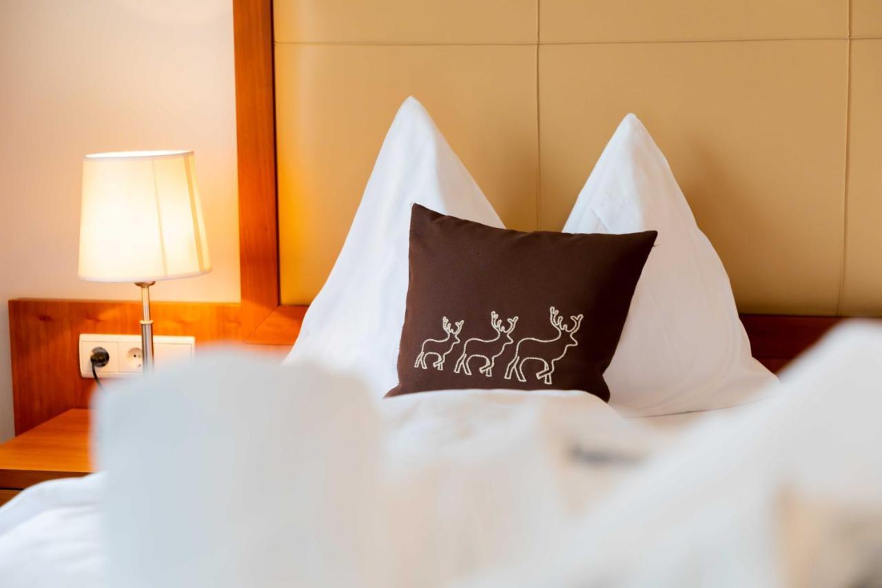Hotel Martinerhof San Lorenzo di Sebato Bagian luar foto